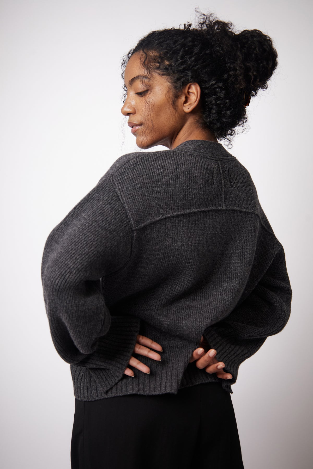 Eloise Cardigan — Anthracite